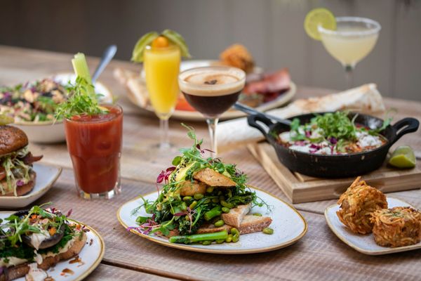 cocktails and brunch dishes