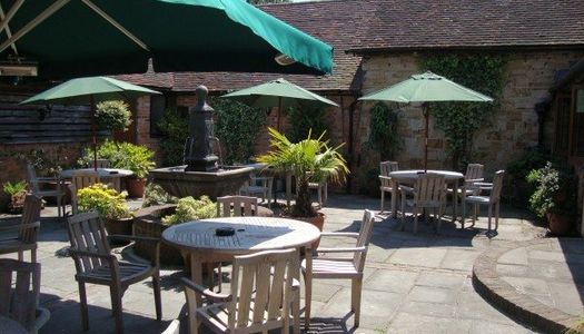 oak barn, burgess hill, west sussex, functions, dining, food pubs