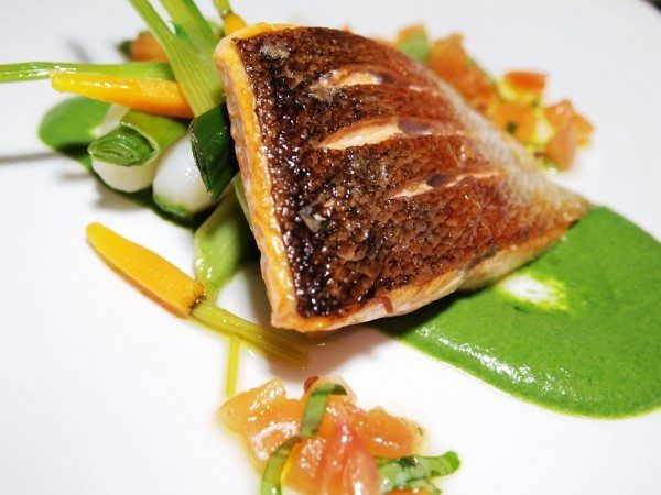 oak barn, burgess hill, west sussex, functions, dining, food pubs