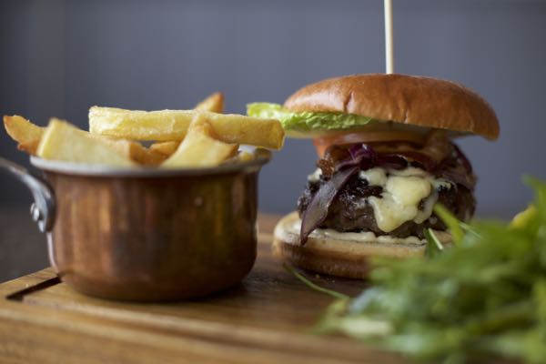 The Schooner Southwick, burger, Restaurants, Brighton