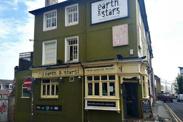 Earth and Stars exterior - earth and stars brighton