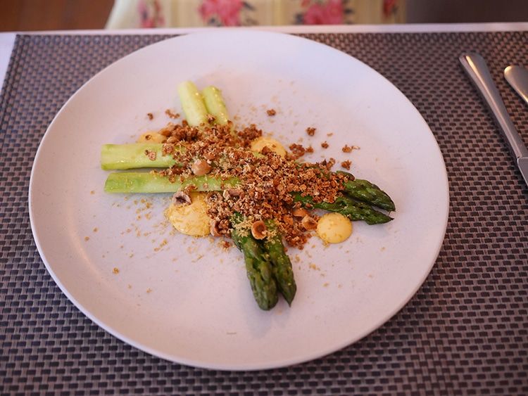 Rose & Crown, food pub, Cuckfield, Sussex, Starter, English asparagus with cured egg yolk and granola
