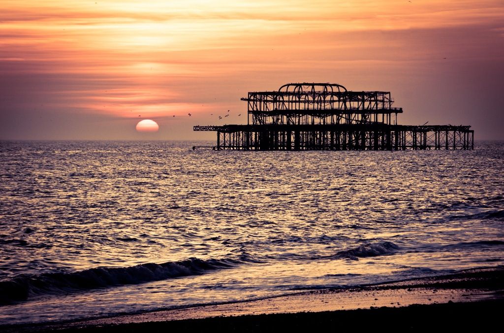 West Pier sunset in Brighton by Zed.Cat (Flickr) - West Pier Pizzeria Brighton