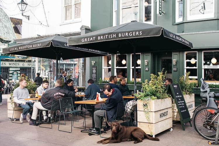 Honest Burgers Brighton street seating