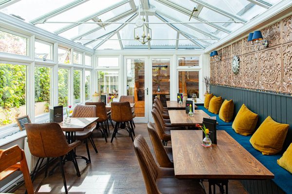 covered seating area at The Cleveland Arms in Brighton