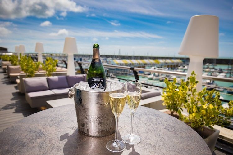 Brighton marina Restaurants, Bottomless Brunch over Brighton Marina, Mother's Day Brighton Bottomless Brunch. Alfresco dining in Brighton