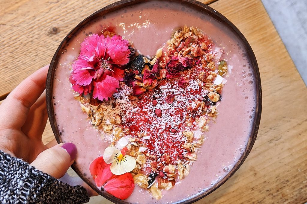 pink breakfast bowl