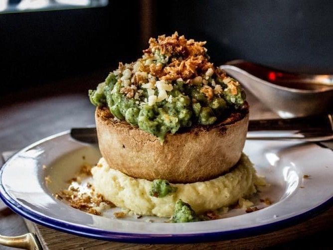 Pie and Mash with mushy peas