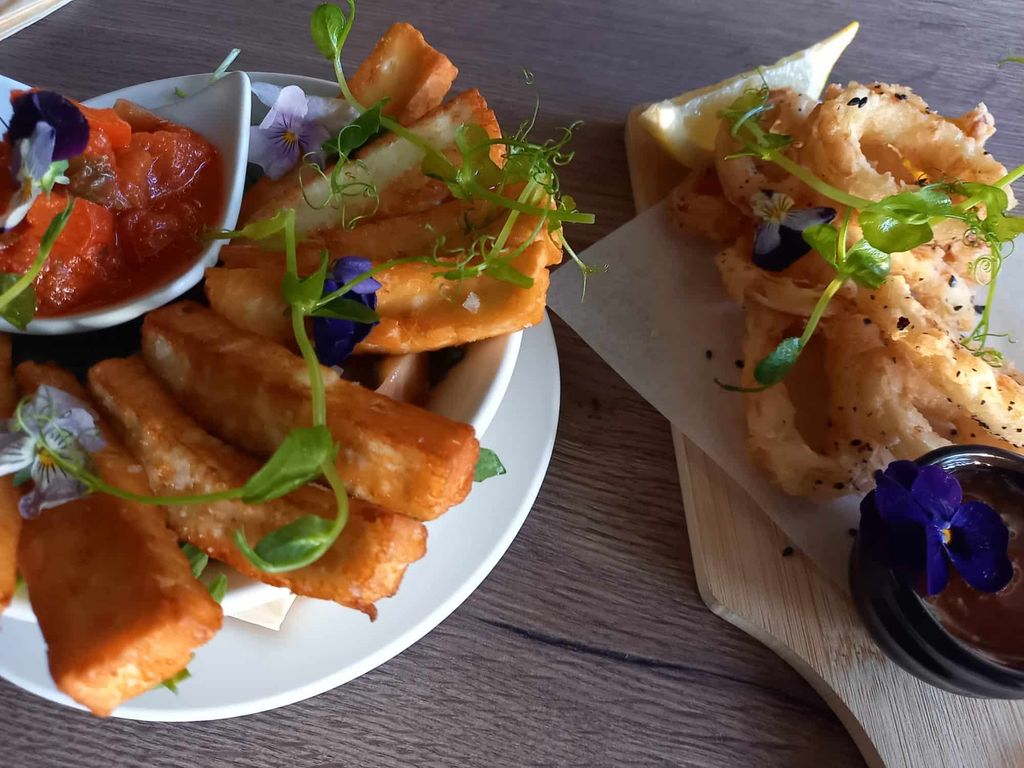 halloumi fries and fried squid