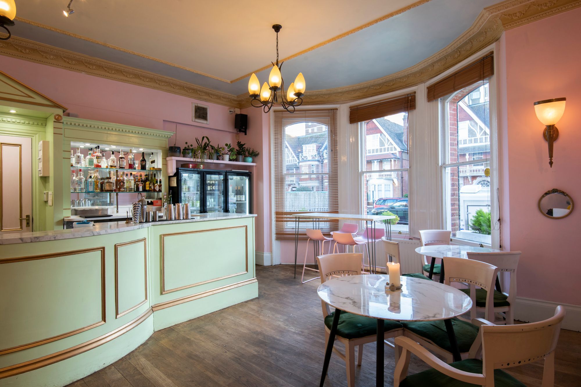 bar area at Oeuf cafe Hove