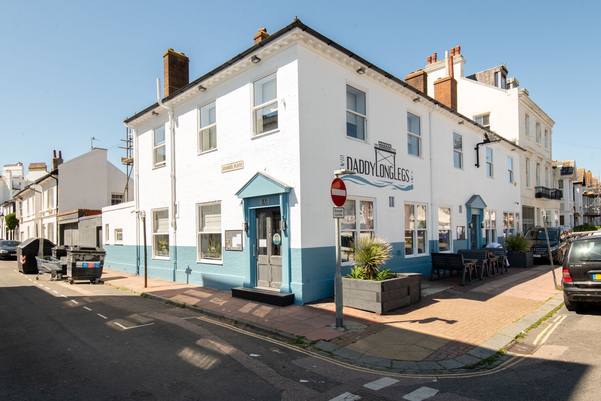 DaddyLonglegs Brighton Food Pub Wine & Events