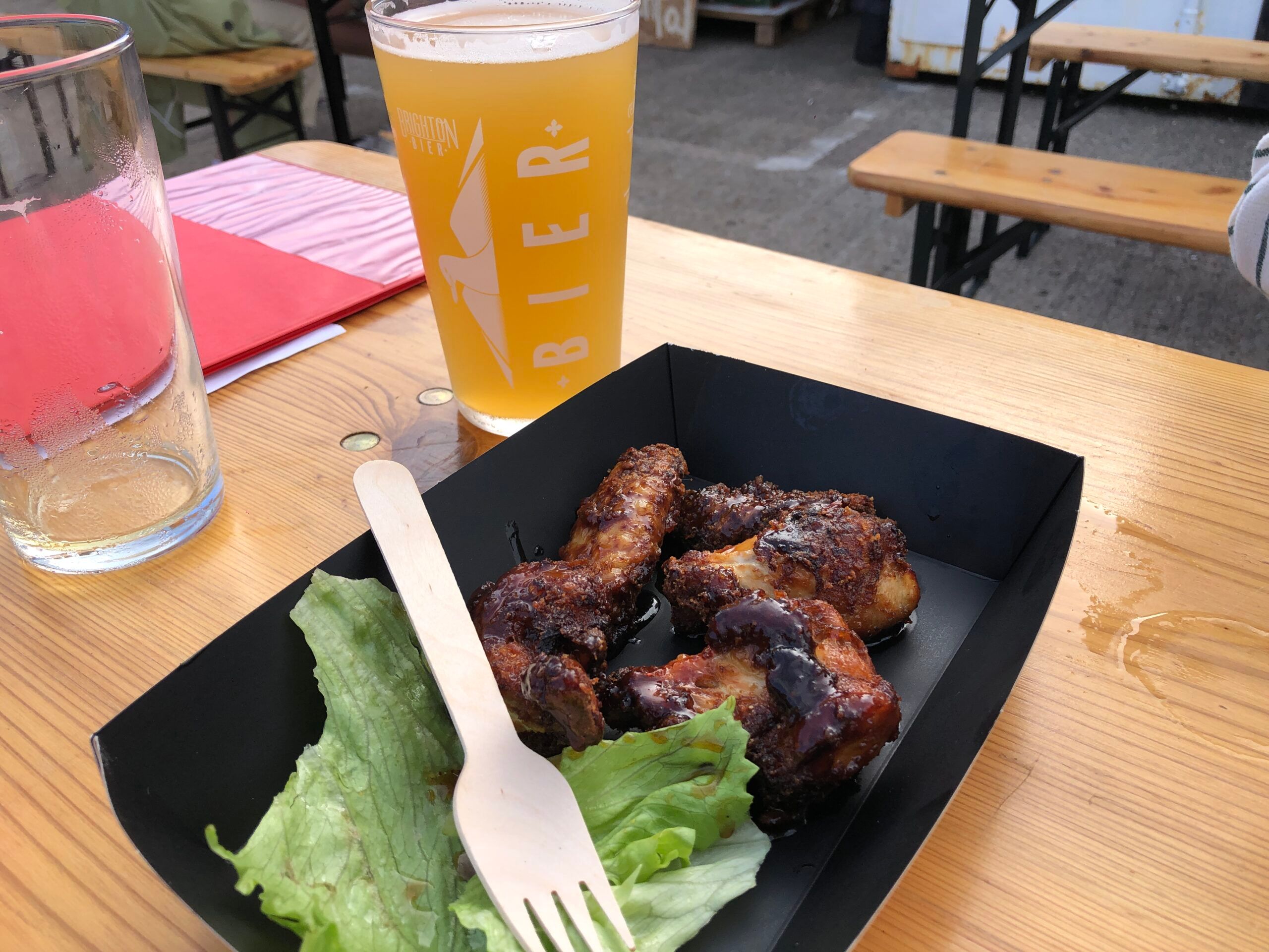 chicken wings from street food at brighton bier brewery