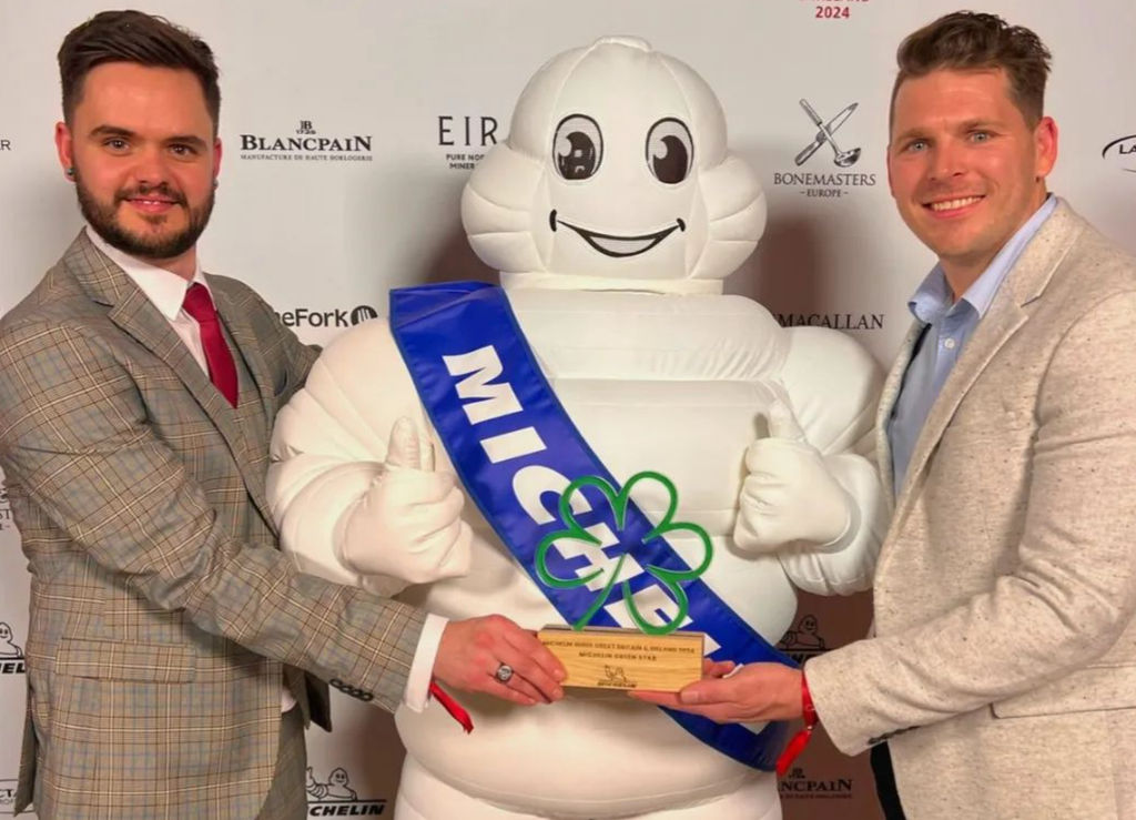 Restaurant Interlude Receiving the Green Michelin Star. The Michelin guide gives green Michelin stars to restaurants which combine "culinary excellence with outstanding eco-friendly commitments". It awards those who hold themselves accountable when it comes to their environmental impact, and who make choices based on how green they are.