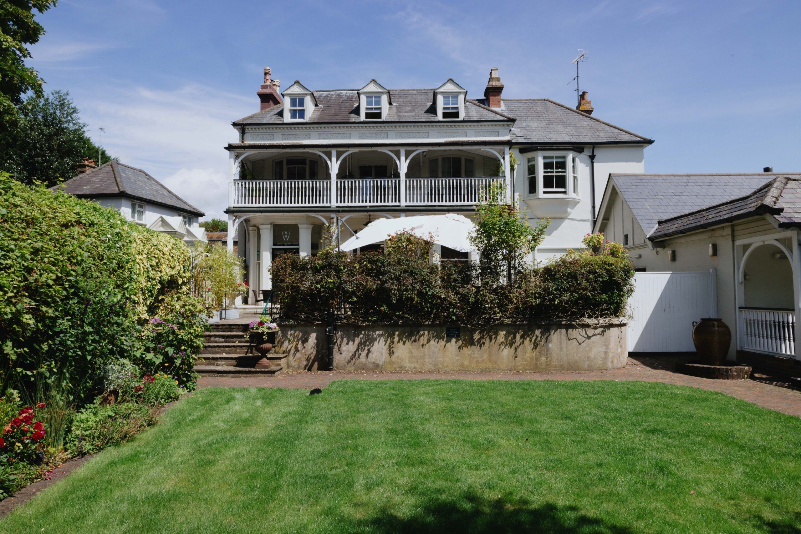 the grounds of Wingrove House in Alfriston