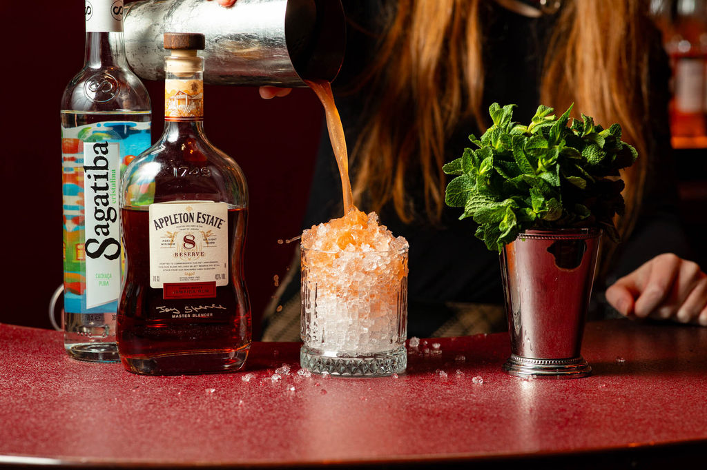 bartender preparing a cocktails at Bar Valentino