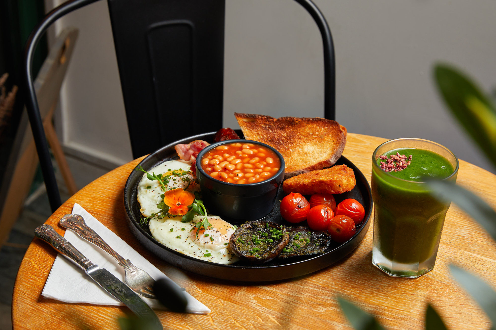 classic english breafast served with green smoothie at Meo Brighton