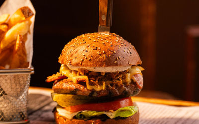 burger and chips