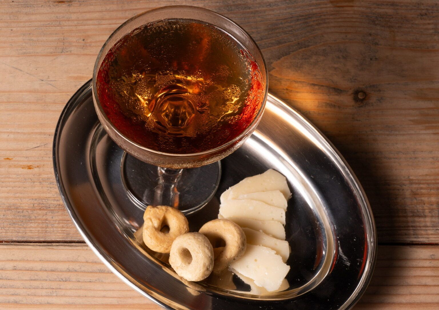 cocktail served with nibbles at Bar 50ml brighton