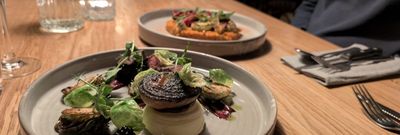 mains on the table at Eight Bells