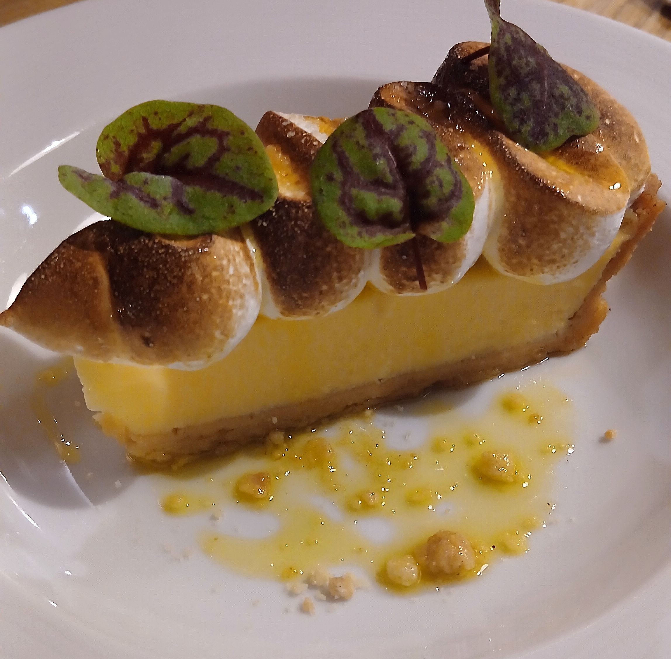 close up shot of the lemon tart