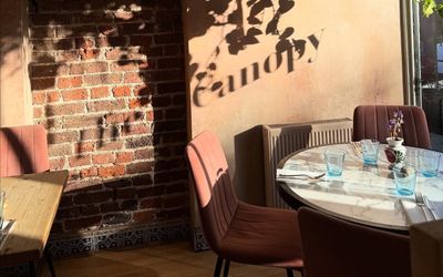 shot of the window table at the canopy brighton