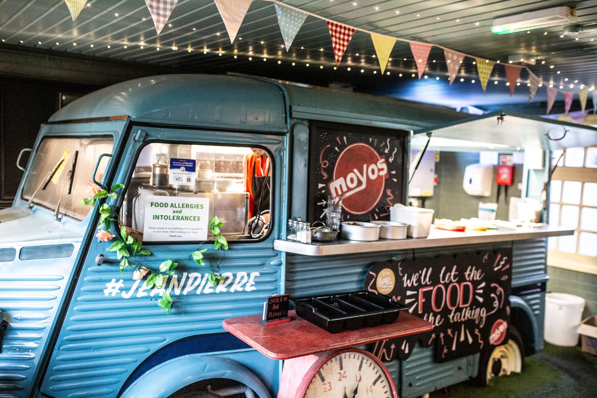 The burger van at The Islingword Pub in Hanover, Moyos Burger, Street food burgers in Hanover