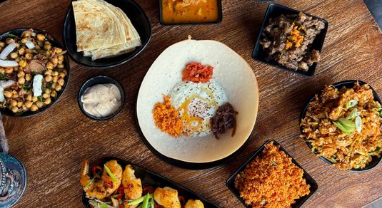 over head shot of the various sri lankan dishes