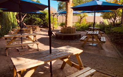 The garden at Wildflour pizza in ovingdean. Sit in their garden and enjoy the pizza