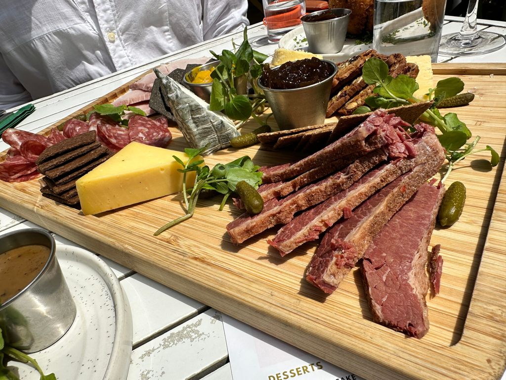 deli board